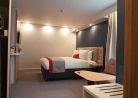 Holiday Inn Express STOCKPORT by IHG 4