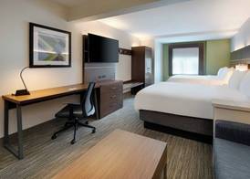 Holiday Inn Express & Suites BRADLEY AIRPORT by IHG 5