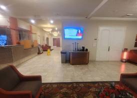 Ramada by Wyndham Sacramento 3
