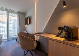 The CORNR Hotel 3