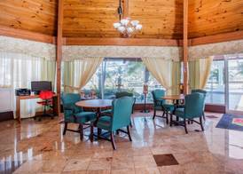 Super 8 by Wyndham North Palm Beach 5