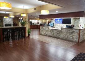 A Victory Hotel & Suites 2