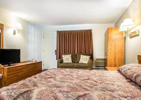 Rodeway Inn Waterford - New London 4
