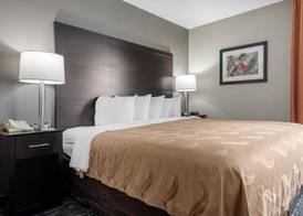 Quality Inn & Suites Brownsburg - Indianapolis West 5