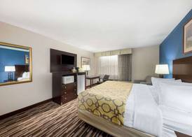 Baymont by Wyndham Springfield South Hwy 65 3