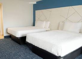 Bonita Beach Hotel 5