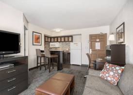 Staybridge Suites WILMINGTON-NEWARK by IHG 3