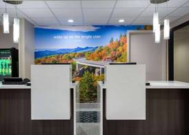 La Quinta Inn by Wyndham Roanoke Salem 4