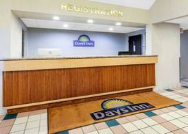 Days Inn by Wyndham Milan Sandusky South 2