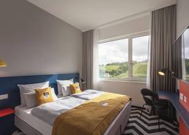 Holiday Inn - the niu, Form Stuttgart Feuerbach by IHG 3