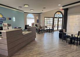 Days Inn by Wyndham Georgetown 5