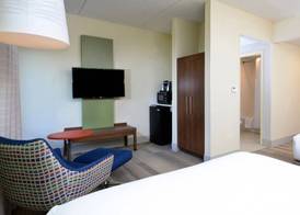Holiday Inn Express & Suites RALEIGH DURHAM AIRPORT AT RTP by IHG 2