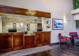 Comfort Inn & Suites Grafton-Cedarburg 3
