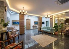 Sunday Hotel 5