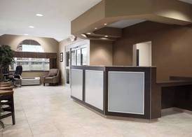 Sonesta Essential Fairmont 4