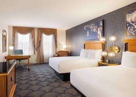 Inn at Great Neck, WorldHotels Crafted 4