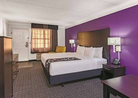 La Quinta Inn by Wyndham Fresno Yosemite 4