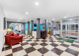 Suburban Studios Fort Dodge 5