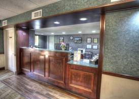 Econo Lodge Helen 2