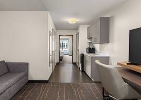 Holiday Inn & Suites DETROIT - TROY by IHG 4