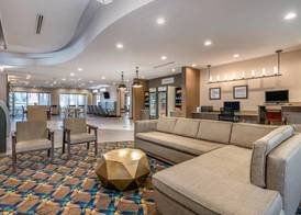 Comfort Suites Fort Lauderdale Airport & Cruise Port 3