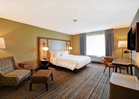 Fairfield Inn & Suites by Marriott Milwaukee North 4