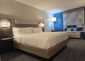 Holiday Inn Express & Suites SMITHFIELD - SELMA I-95 by IHG 5