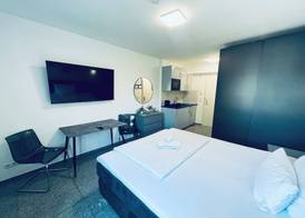 Lipp Apartments 2