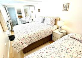 Seafront Apartments 5