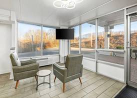 Super 8 by Wyndham Kingsport /I-81 4