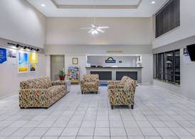 Days Inn by Wyndham Spartanburg Waccamaw 4