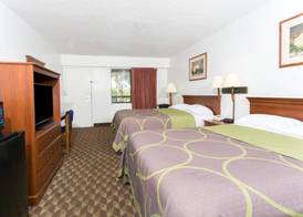 Super 8 by Wyndham Riviera Beach West Palm Beach 4