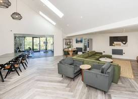 Riverside House by UTDM 2