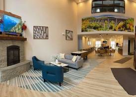 Comfort Inn & Suites Tunkhannock 2