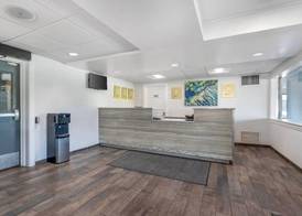 Econo Lodge Hicksville - Long Island 2