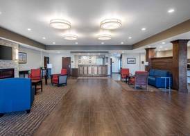 Comfort Suites Denver International Airport 3