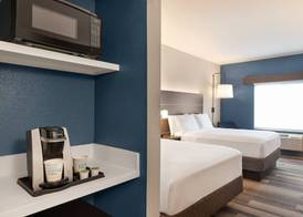 Holiday Inn Express & Suites DENVER AIRPORT by IHG 4