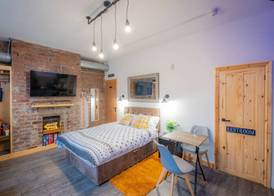 Stylish Stays in Leeds Hosted with Care 3