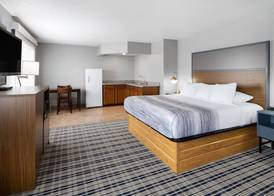 AmericInn by Wyndham Muscatine 4