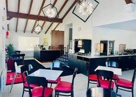 Econo Lodge Montreal-Brossard 2