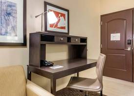 Staybridge Suites ST. PETERSBURG DOWNTOWN by IHG 2