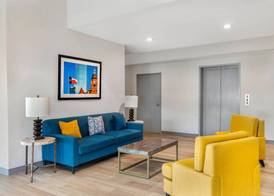 Comfort Inn & Suites Red Oak - Dallas Area 3