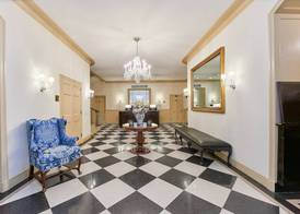 3 West Club 2