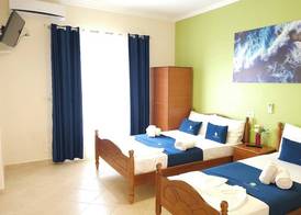Friends House - Borsh Hotel 2