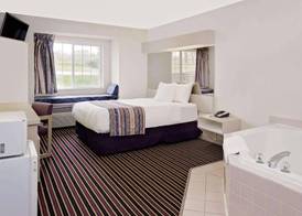 Park Inn by Radisson, Madison East 5