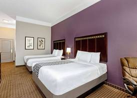 La Quinta by Wyndham Cleburne 5
