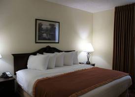 Hawthorn Suites by Wyndham Louisville East 5