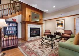 Country Inn & Suites by Radisson, Marion, OH 2
