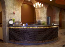 Brewhouse Inn and Suites 4