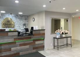 La Quinta Inn and Suites by Wyndham Cincinnati North 5